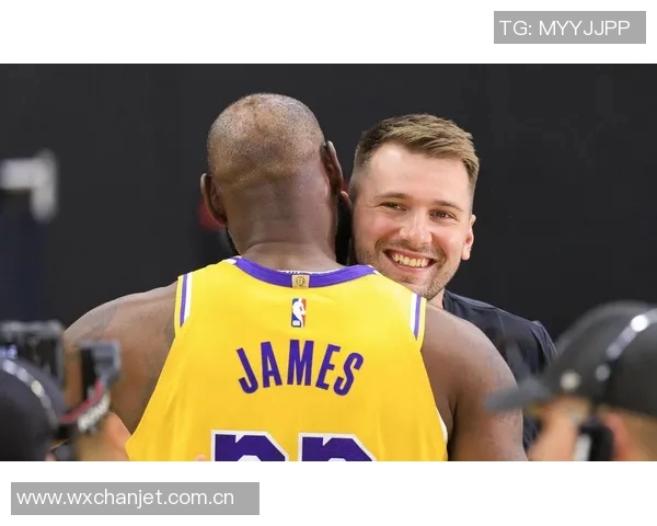 湖人击败快船东契奇展现无与伦比的统治力与领导能力