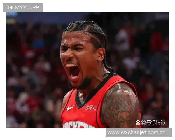 杰伦格林谈球队默契:迅速融入阵容展现出色配合能力 杰伦格林谈球队默契:迅速融入阵容展现出色配合能力