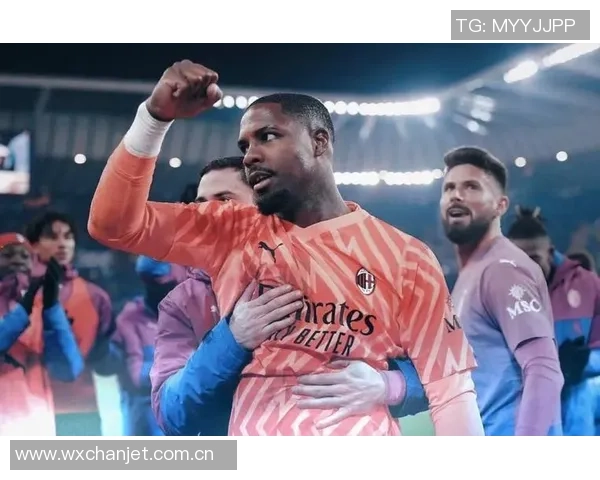 迪马济奥报道迈尼昂加比亚里奇提前归队与米兰合练