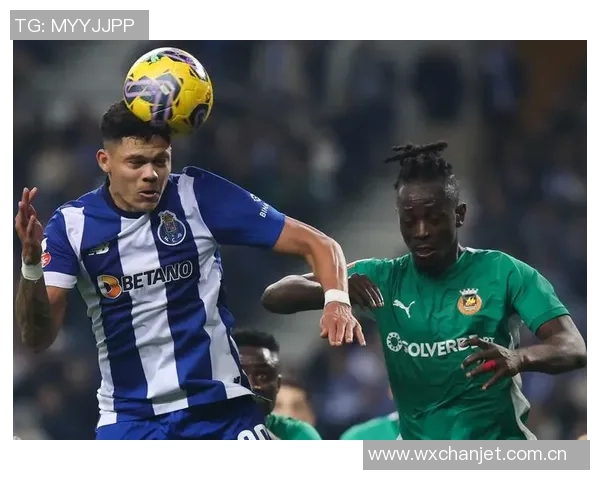 罗克重返巴甲状态火热20岁小将8场打入8球引发转会热潮 罗克重返巴甲状态火热20岁小将8场打入8球引发转会热潮