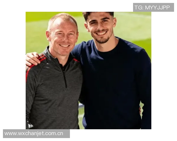 斯科尔斯称托纳利为英超最佳中场基恩反驳认为赖斯更出色