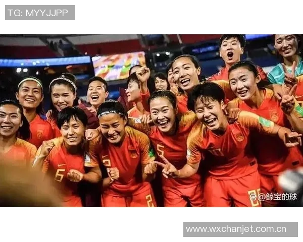 VAR判罚引发争议李梦雯手球送点球中国女足半场惨遭0-5落后