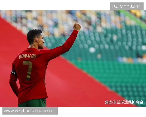 切尔西03年有机会以几百万签下C罗曼联随后花1150万欧成功引进